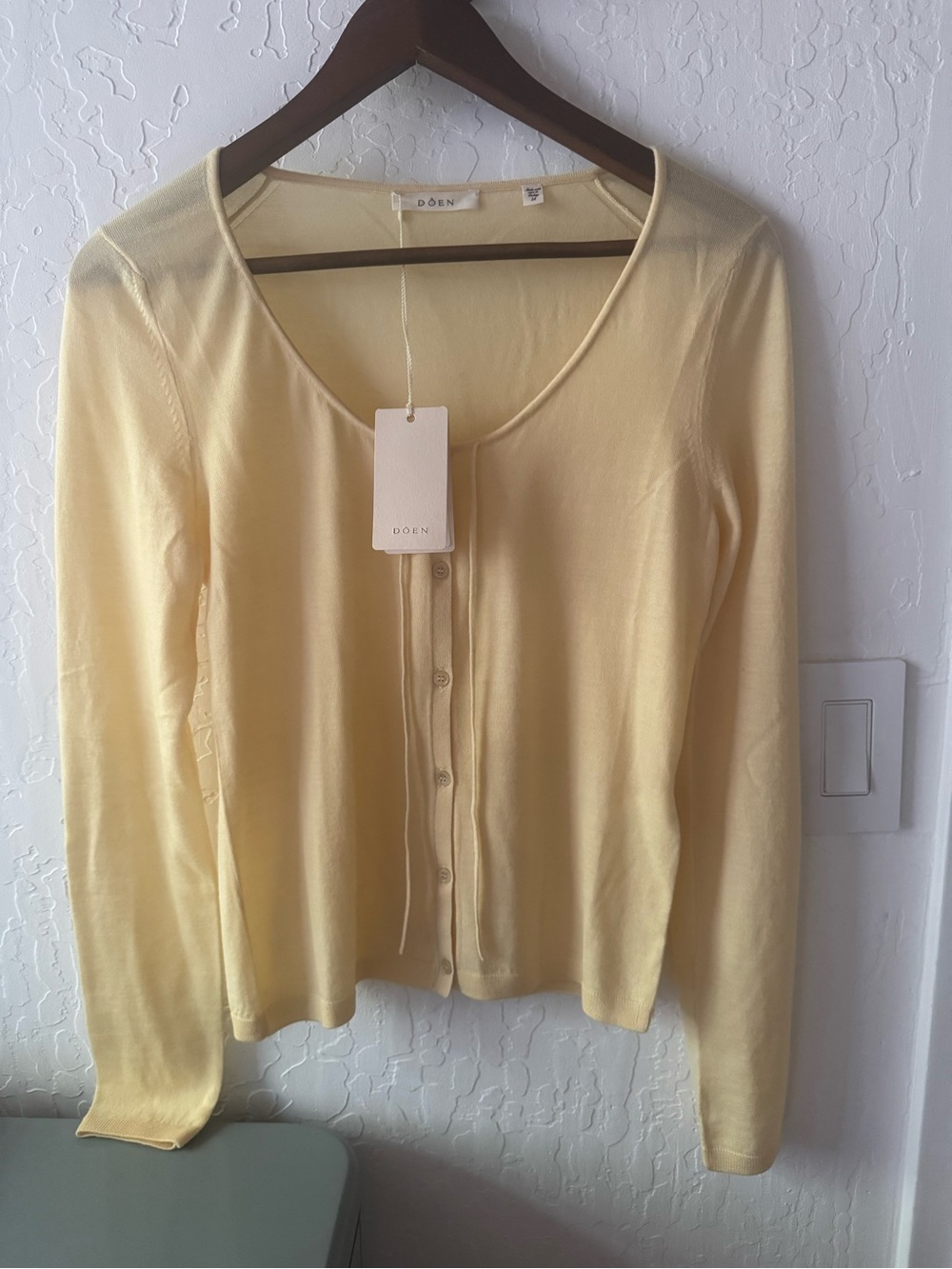Dôen Naida Cardigan NWT never worn - Picture 4 of 10